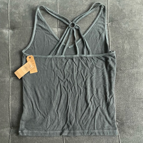 Tank top - Picture 2 of 3